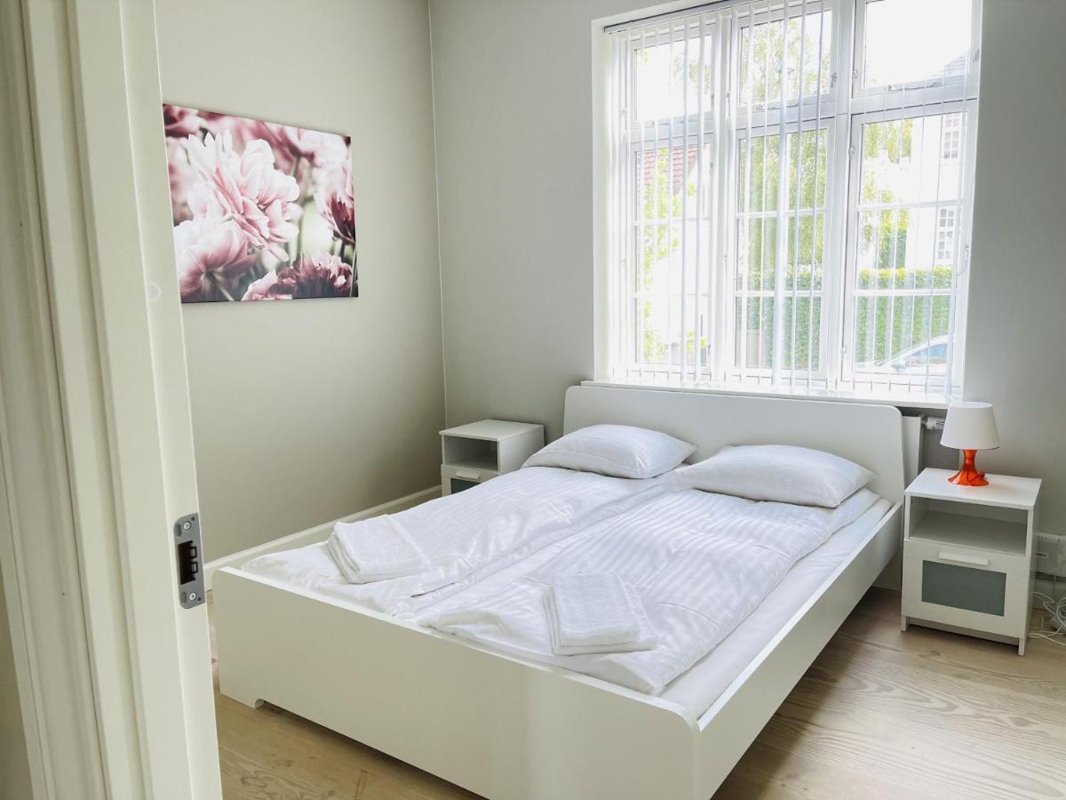 Aday - 2 Bedroom Apartment With Patio Aalbor Kültér fotó